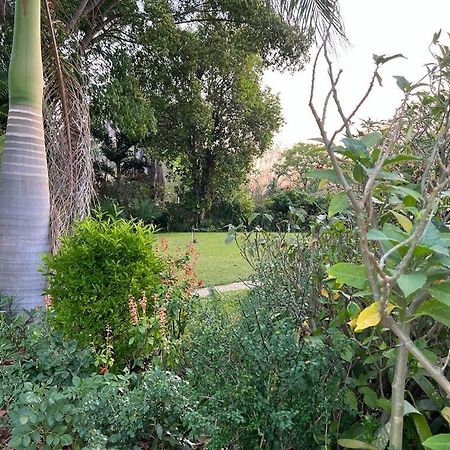 Golden Bamboo Hotel Nyanda Kültér fotó